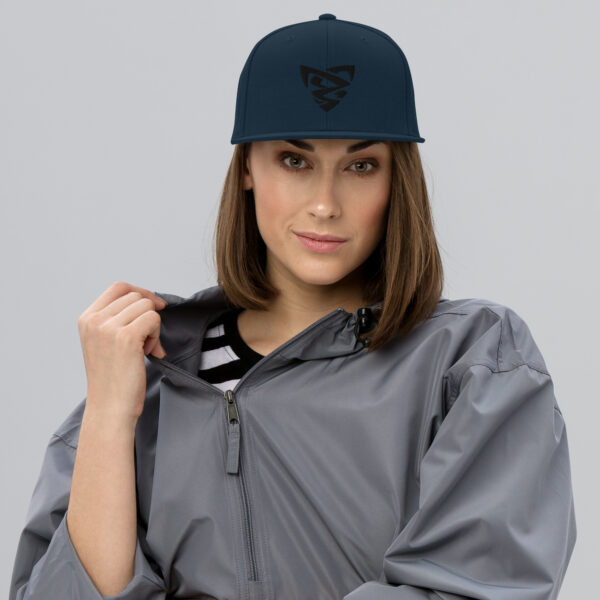 Casquette Snapback brodée femme – Image 4