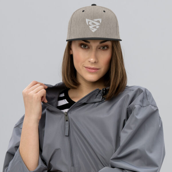 Casquette Snapback brodée femme – Image 17