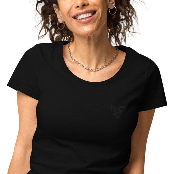 T-shirt col rond brodé et éco-responsable femme – Image 3