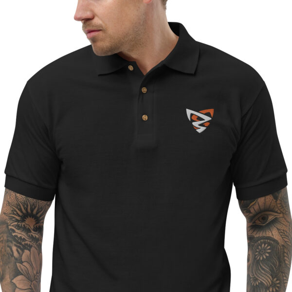 Polo Brodé homme foncé - EVOLVED – Image 2